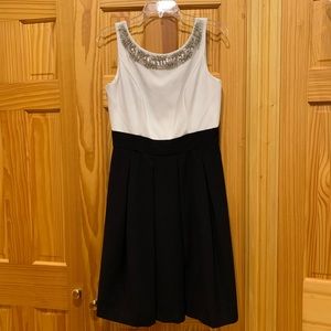 White House Black Market Dress, size 8